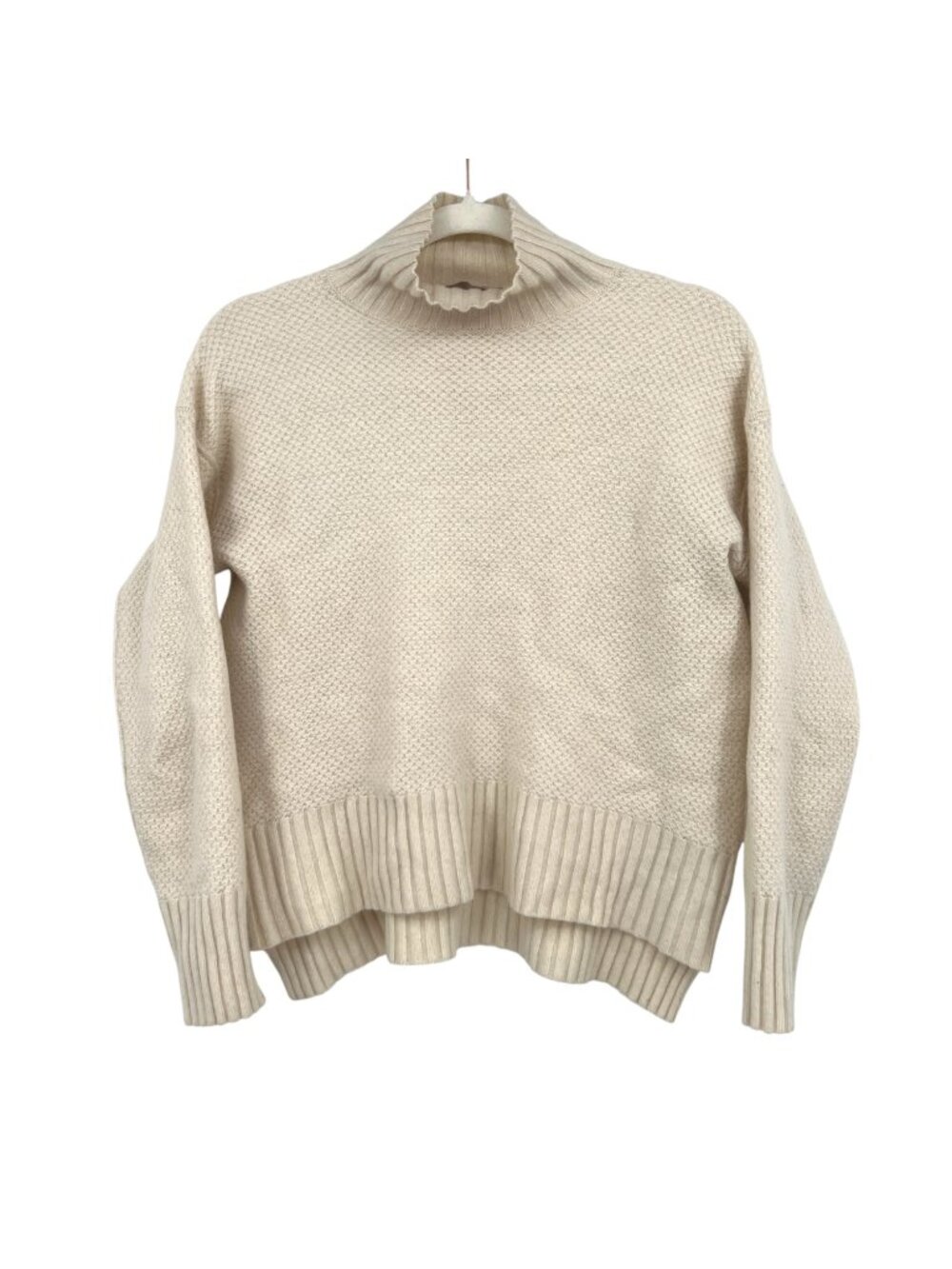Everlane Recycled Cashmere Mock Neck Sweater Honeycomb Cream Small Quiet Luxury